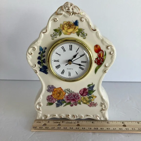 Table clock - Picture 9 of 10